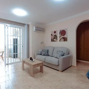 Apto Ache, Acogedor De 66 M Con Terraza, Aire Acondicionado Y Parking Privado Gratuito Los Abrigos