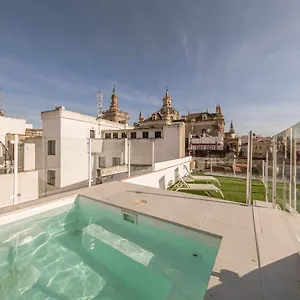 Isg Cuna Apartahotel Sevilla